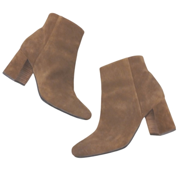 Gentle Souls Brown Suede Ankle Boots Women's Brown Booties size 7 - Picture 1 of 12